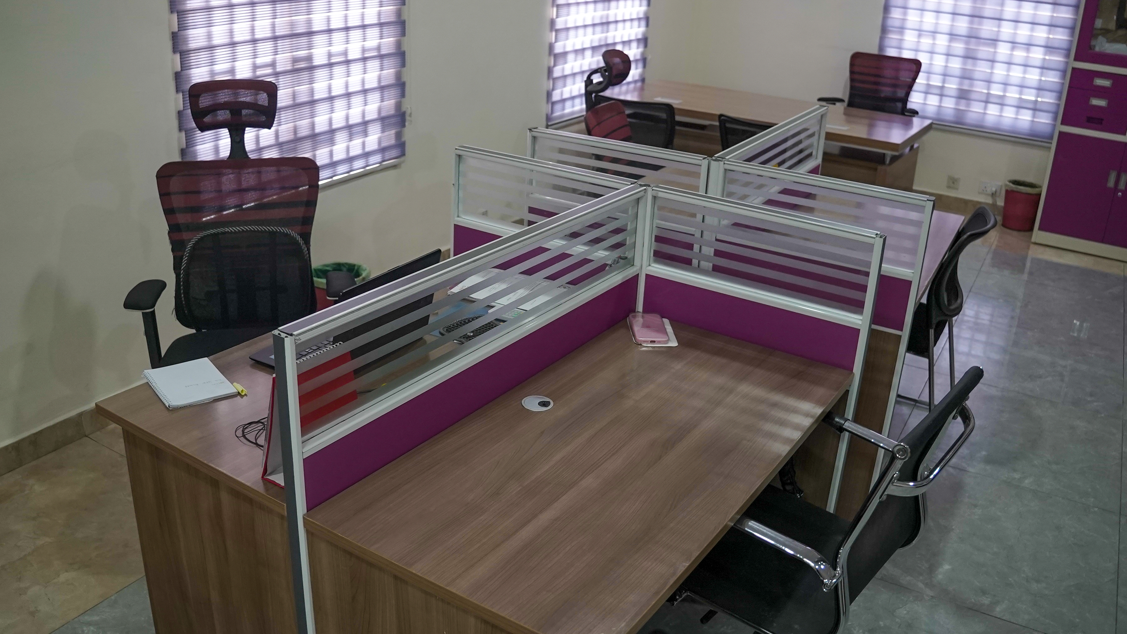 CO-WORKING SPACE MONTHLY